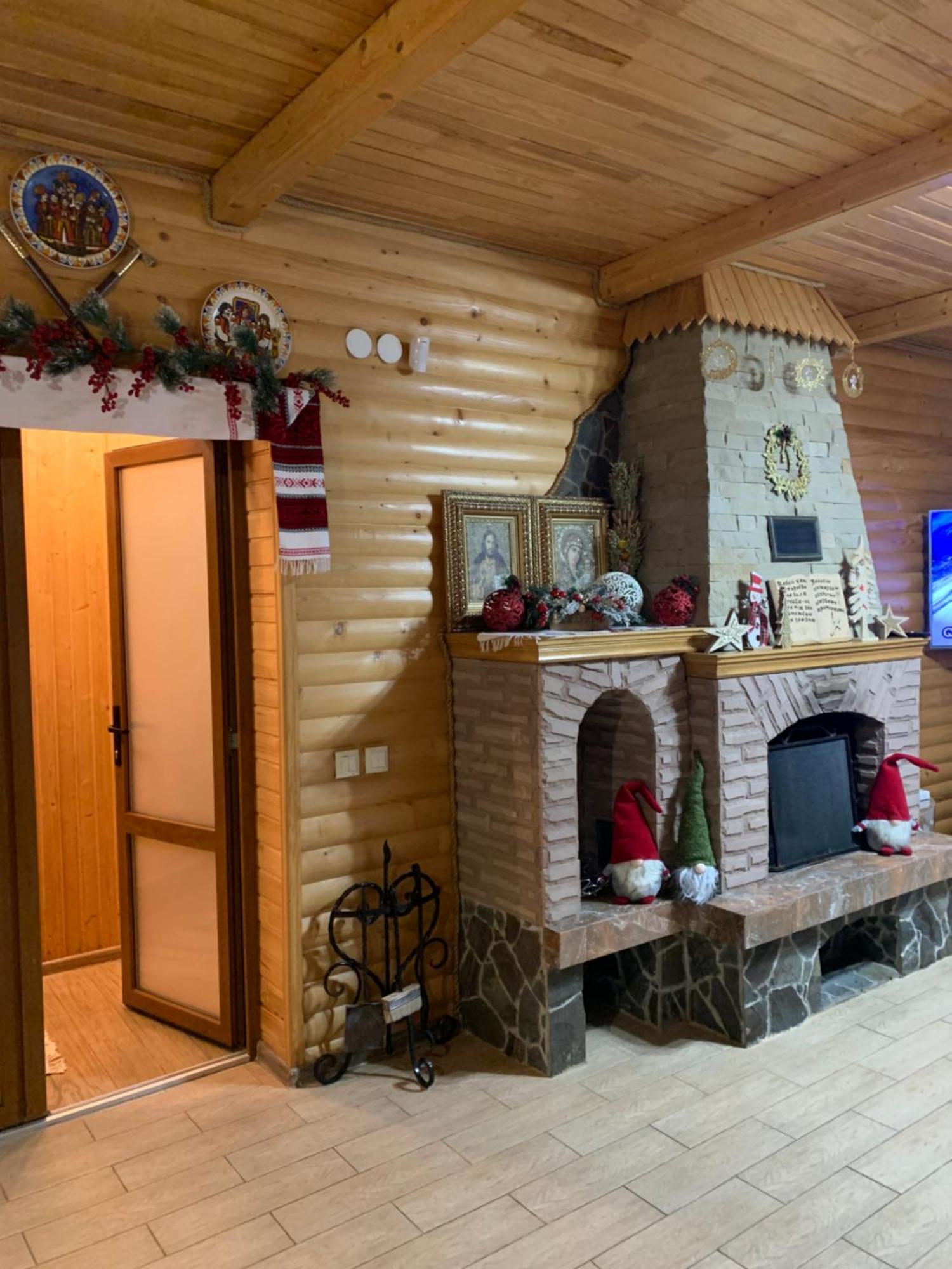Світанкове Сяйво Villa Yaremche Bagian luar foto
